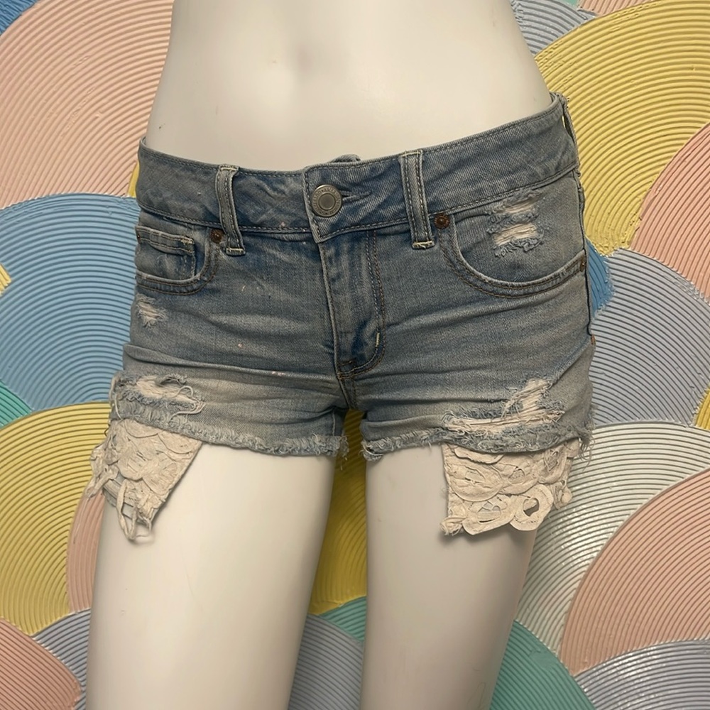 American Eagle Lacey Cut Off Short Jean sz 4